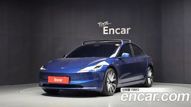 Tesla Model 3 2024 — photo 1