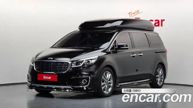 Kia Canival 2017 — photo 1