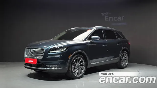 Lincoln Nautilus 2023 — photo 1