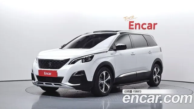 Peugeot 5008 2020 — photo 1