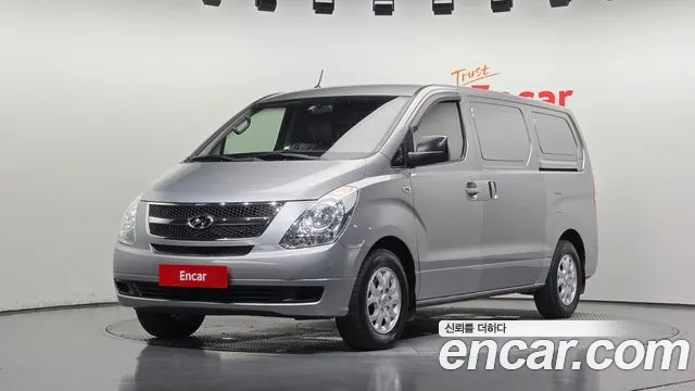 Hyundai Starex 2015 — photo 1