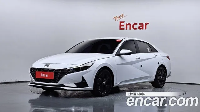Hyundai AVANTE 2023 — photo 1