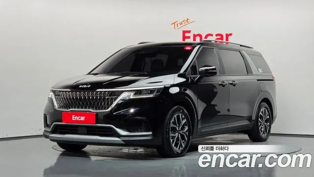Kia Canival 2022 — photo 1