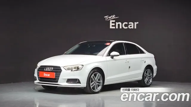 Audi A3 2020 — photo 1