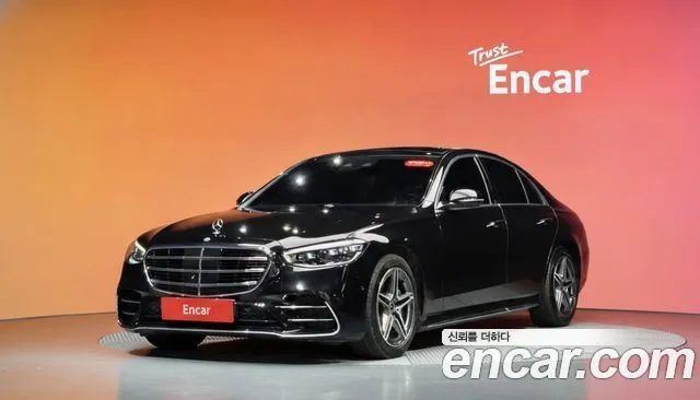 Mercedes-Benz S-Class 2022 — photo 1
