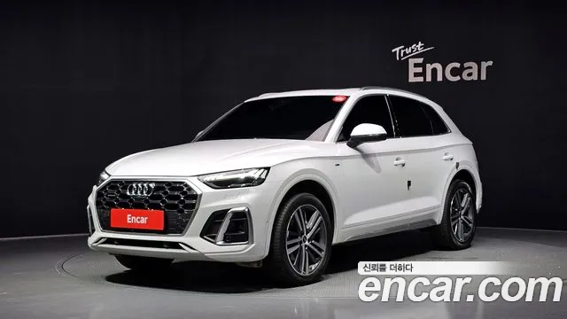 Audi Q5 2022 — photo 1