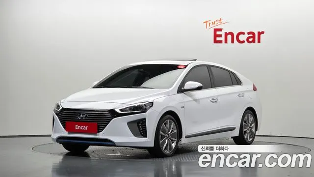 Hyundai Ioniq 2016 — photo 1