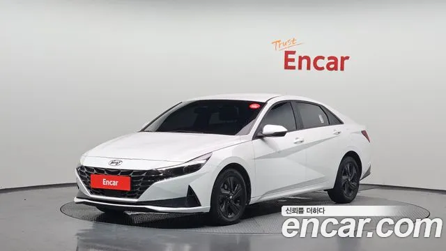 Hyundai AVANTE 2023 — photo 1