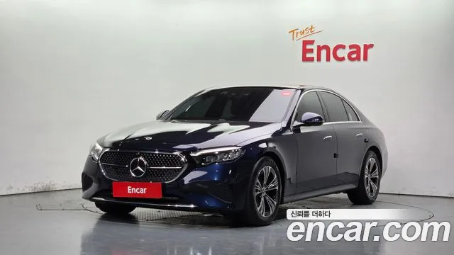 Mercedes-Benz E-Class 2024 — photo 1