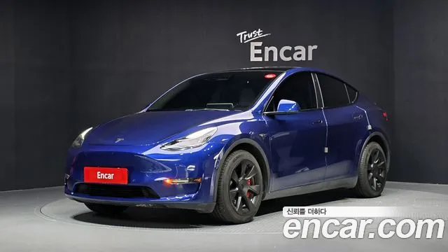 Tesla Model Y 2022 — photo 1