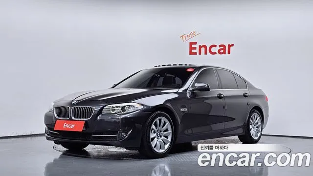 BMW 5-Series 2013 — photo 1