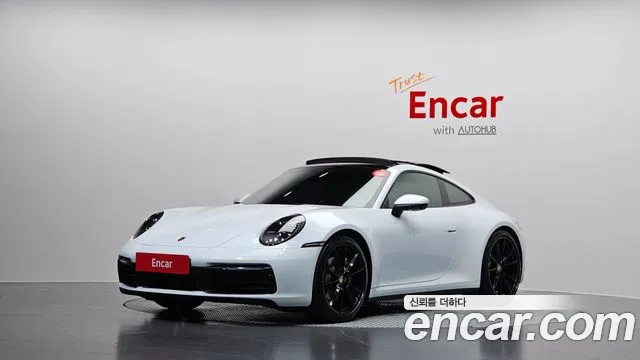 Porsche 911 2021 — photo 1