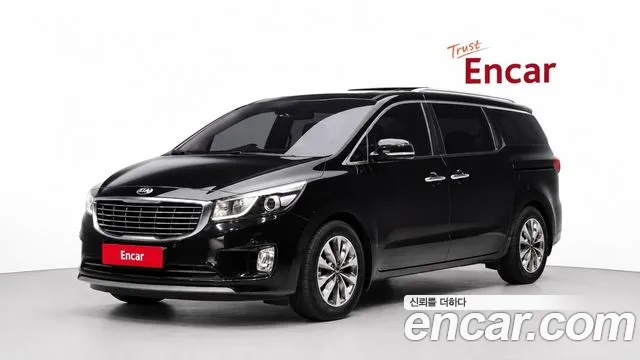 Kia Canival 2015 — photo 1