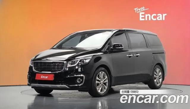Kia Canival 2016 — photo 1