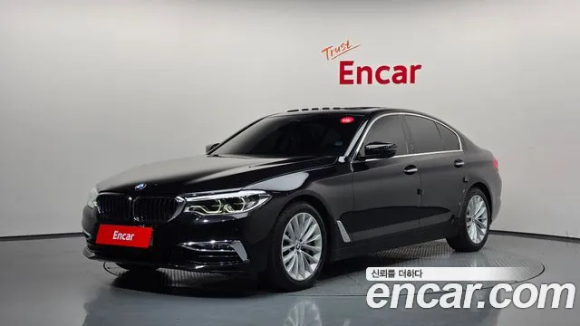 BMW 5-Series 2018 — photo 1