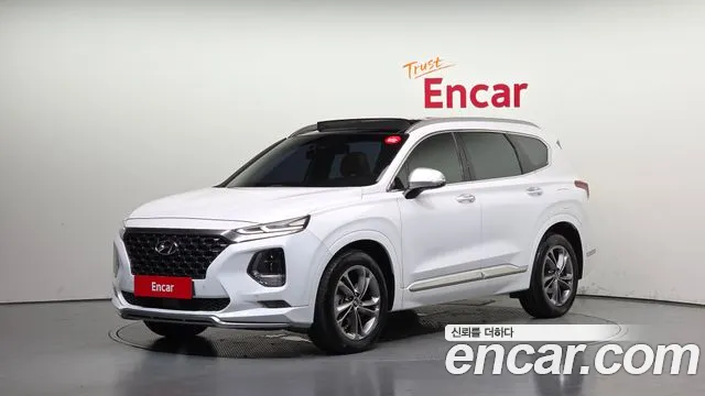Hyundai Santafe 2019 — photo 1