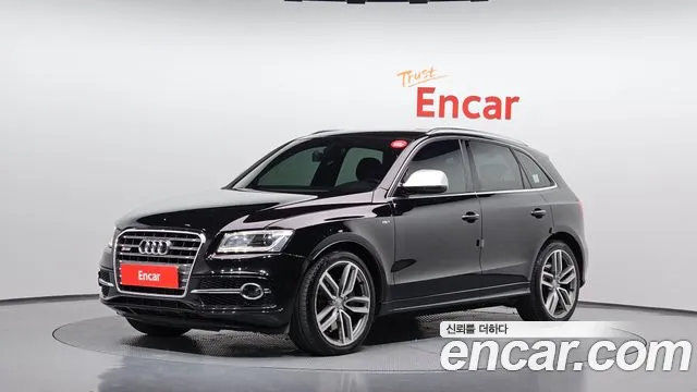 Audi SQ5 2016 — photo 1