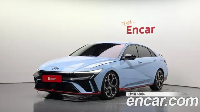 Hyundai AVANTE 2024 — photo 1
