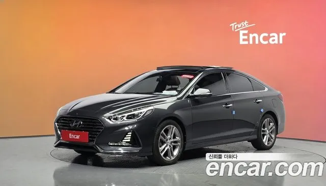 Hyundai Sonata 2018 — photo 1
