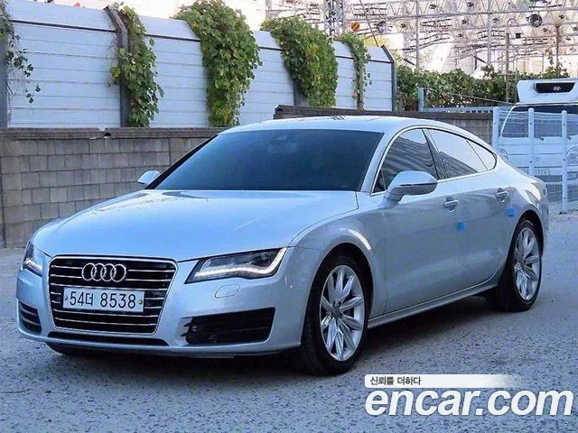 Audi A7 2012 — photo 1