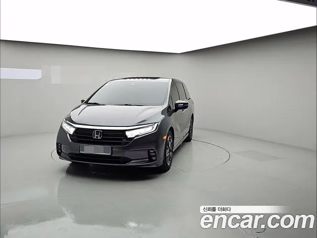 Honda Odyssey 2022 — photo 1
