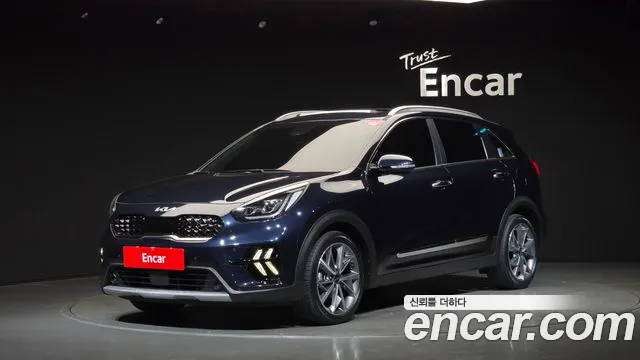 Kia Niro 2022 — photo 1