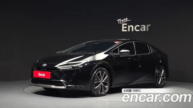 Toyota Prius 2026 — photo 1