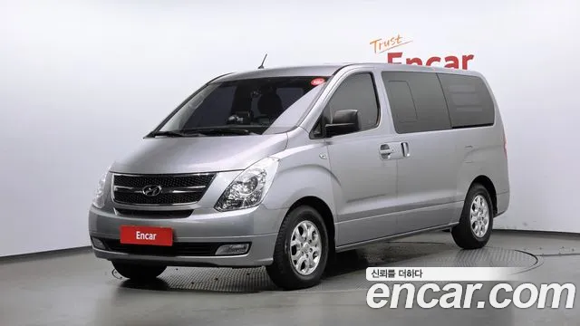 Hyundai Starex 2015 — photo 1