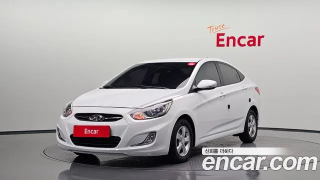 Hyundai Accent 2014 — photo 1