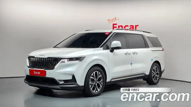 Kia Canival 2022 — photo 1