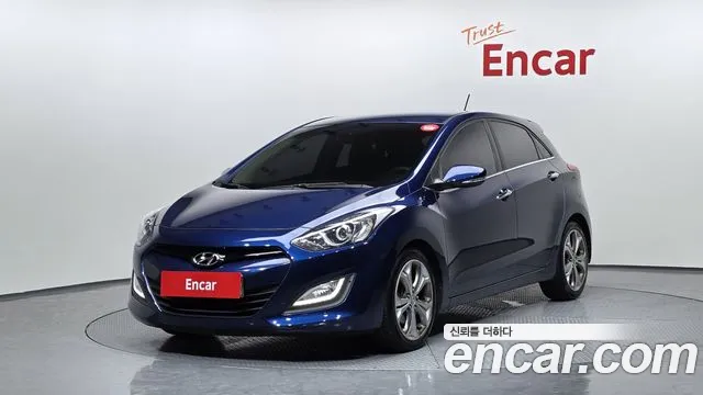 Hyundai i30 2012 — photo 1