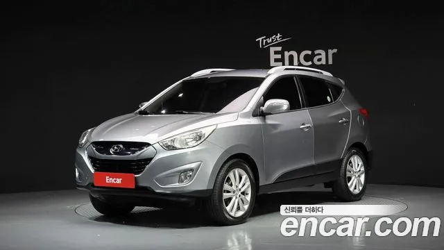 Hyundai Tucson 2011 — photo 1