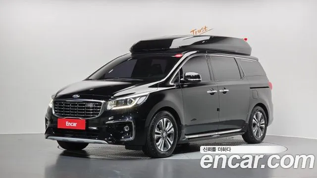 Kia Canival 2019 — photo 1