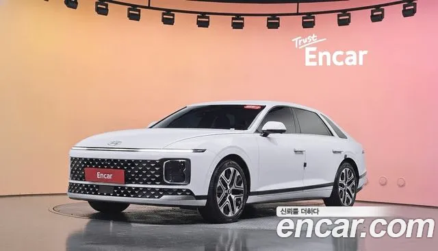 Hyundai Grandeur 2023 — photo 1