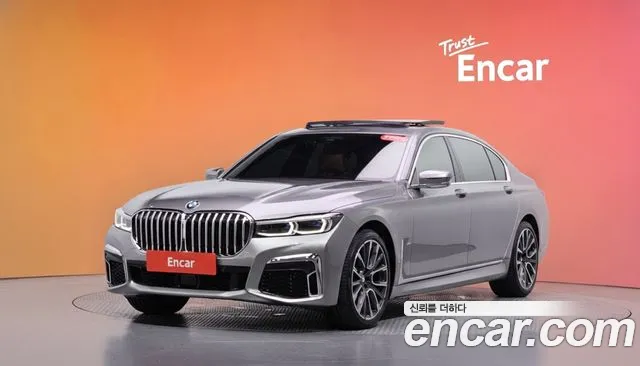BMW 7-Series 2021 — photo 1