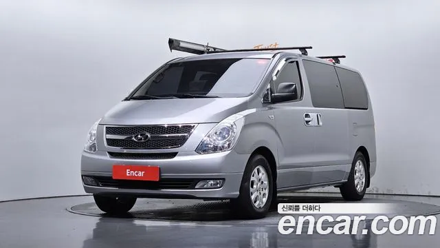 Hyundai Starex 2014 — photo 1