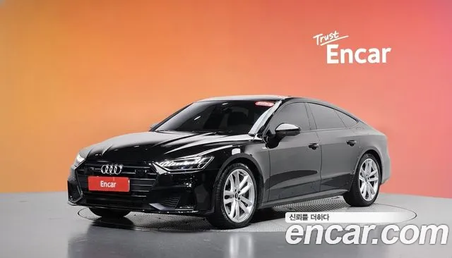 Audi A7 2023 — photo 1