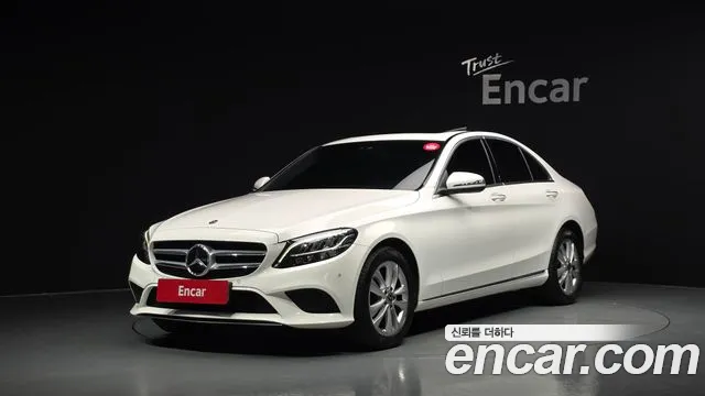 Mercedes-Benz C-Class 2019 — photo 1