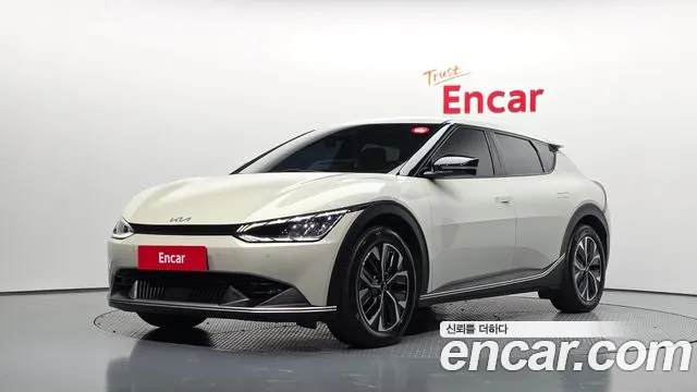Kia EV6 2023 — photo 1