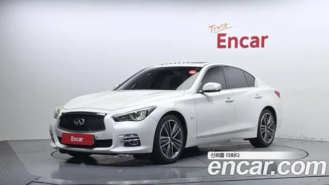 Infiniti Q50 2016 — photo 1
