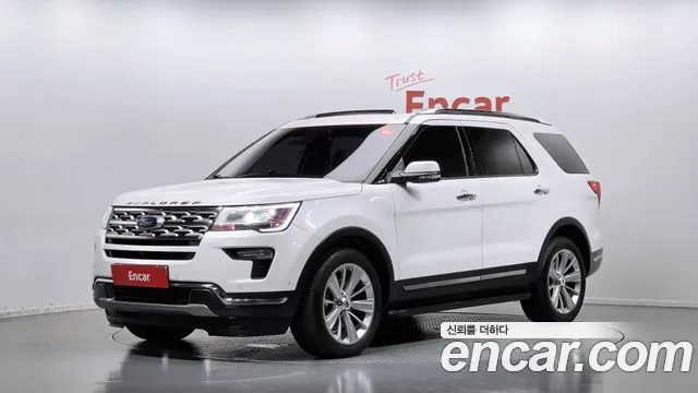 Ford Explorer 2019 — photo 1