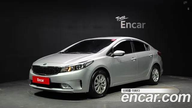 Kia K3 2018 — photo 1