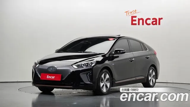 Hyundai Ioniq 2018 — photo 1