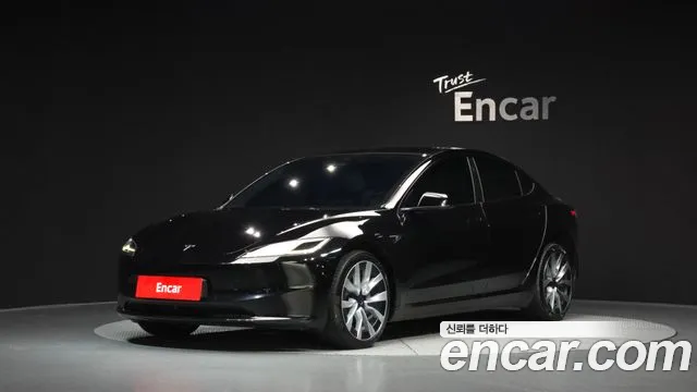 Tesla Model 3 2024 — photo 1