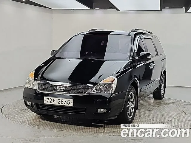 Kia Canival 2014 — photo 1