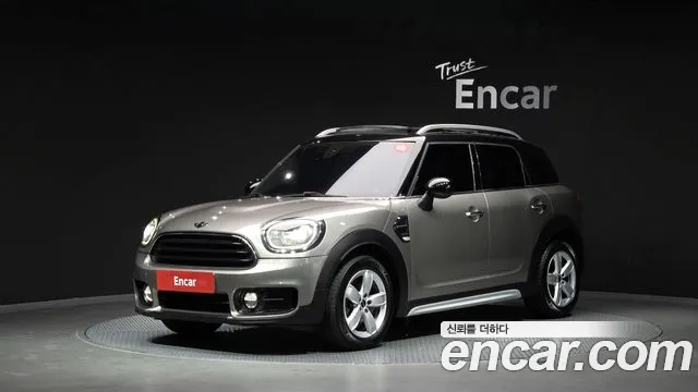 Mini Countryman 2017 — photo 1