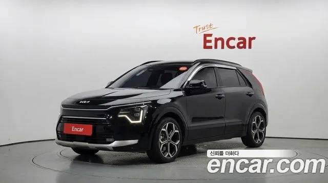 Kia Niro 2023 — photo 1