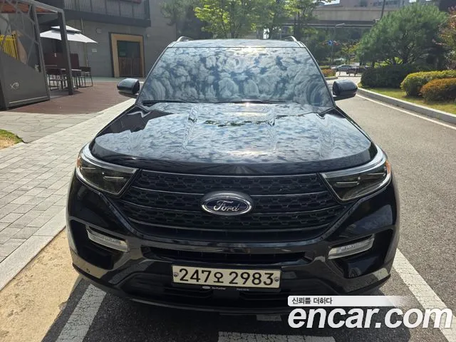 Ford Explorer 2020 — photo 1