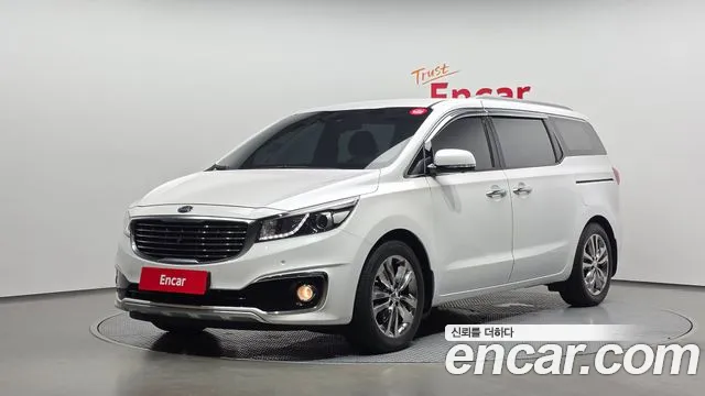 Kia Canival 2016 — photo 1
