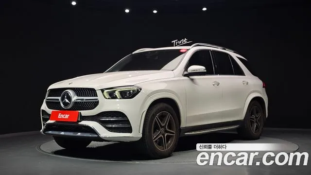 Mercedes-Benz GLE-Class 2019 — photo 1